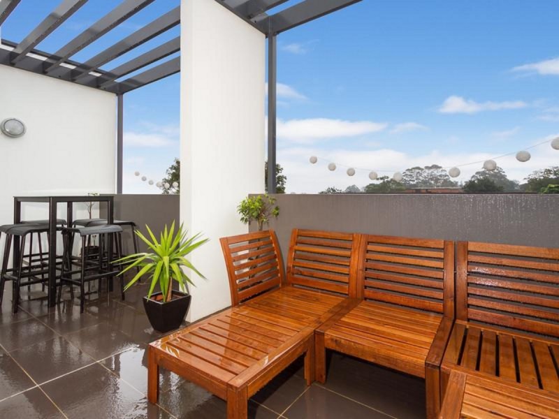 11/242 Pacific Highway, Greenwich NSW 2065